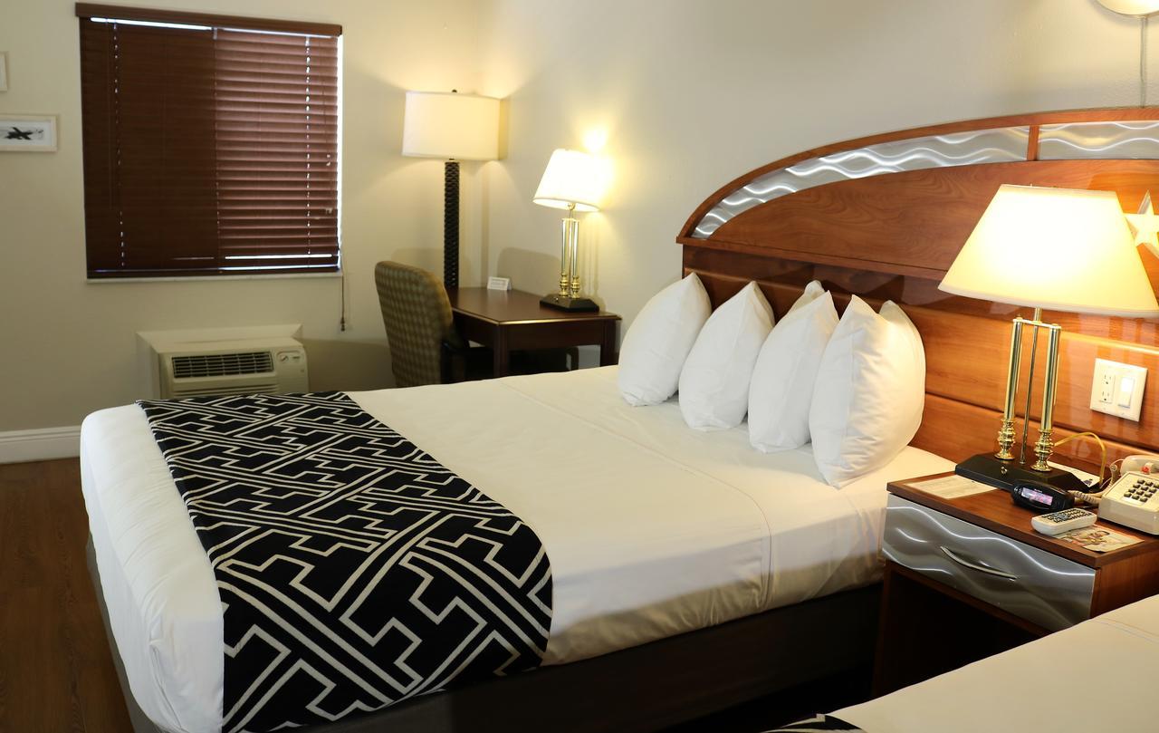 Monte Carlo Inn- Near Disney Kissimmee Zewnętrze zdjęcie