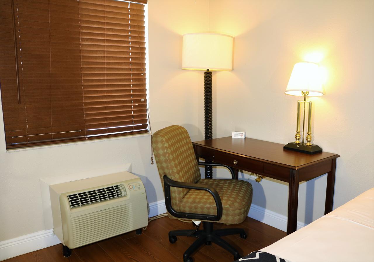 Monte Carlo Inn- Near Disney Kissimmee Zewnętrze zdjęcie